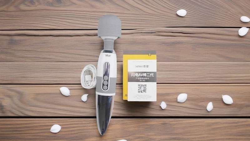 Bộ chày mát xa kích thích âm đạo Leten Lightning AV Stick Bộ chày mát xa kích thích âm đạo Leten Lightning AV Stick